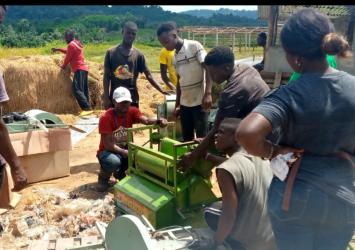 Rice Thresher