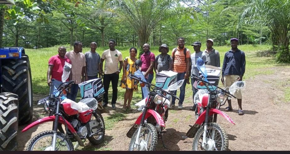 Presentation of Farming Equipment to CARI