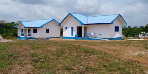 USAID hands over animal quarantine center to MOA